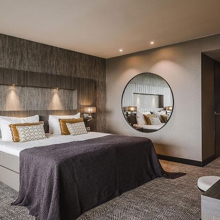 Van der Valk Hotel Dordrecht Buitenkant foto